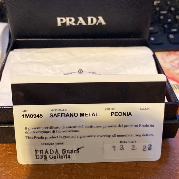 Prada Red Card Wallet w/Box - Picture 13 of 13